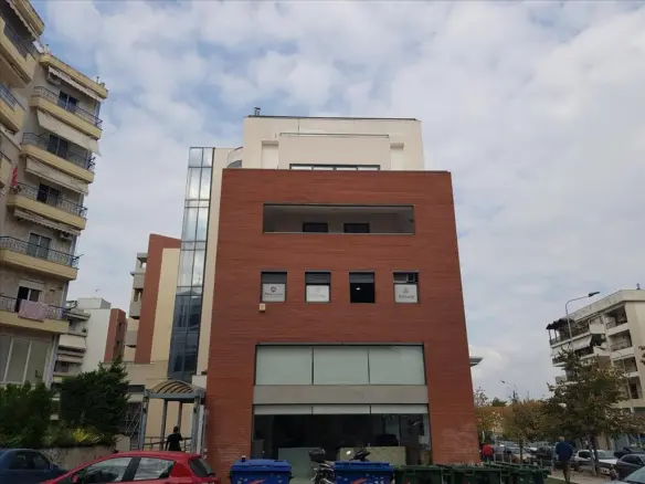 Commercial Property In Kalamaria, Greece (440 M²)