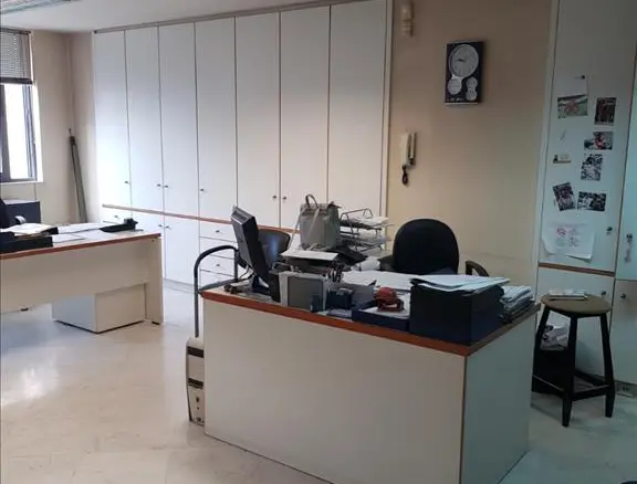 Commercial Property In Kalamaria, Greece (440 M²)