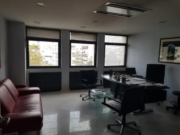 Commercial Property In Kalamaria, Greece (440 M²)
