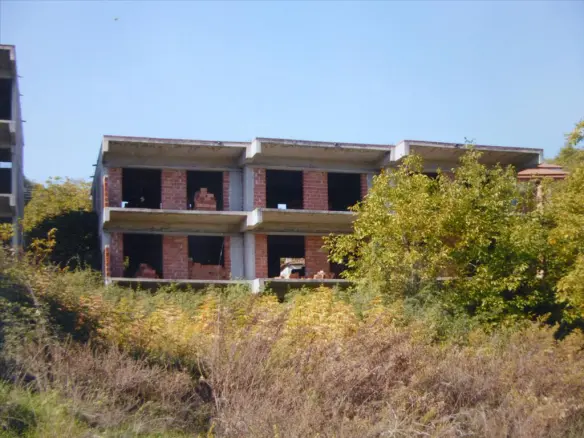 Business In Greece (700 M²)
