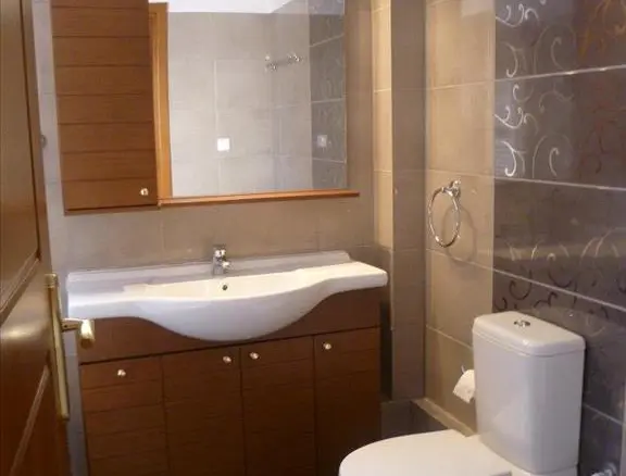 3-bedroom Maisonette In Kalivia Thorikou, Greece (288 M²)