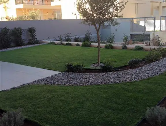 3-bedroom Maisonette In Kalivia Thorikou, Greece (288 M²)