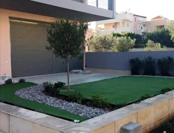 3-bedroom Maisonette In Kalivia Thorikou, Greece (288 M²)