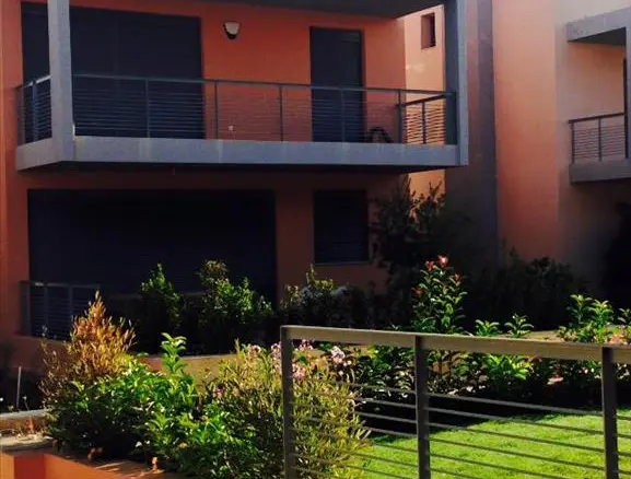 4-bedroom Maisonette In Kalivia Thorikou, Greece (236 M²)