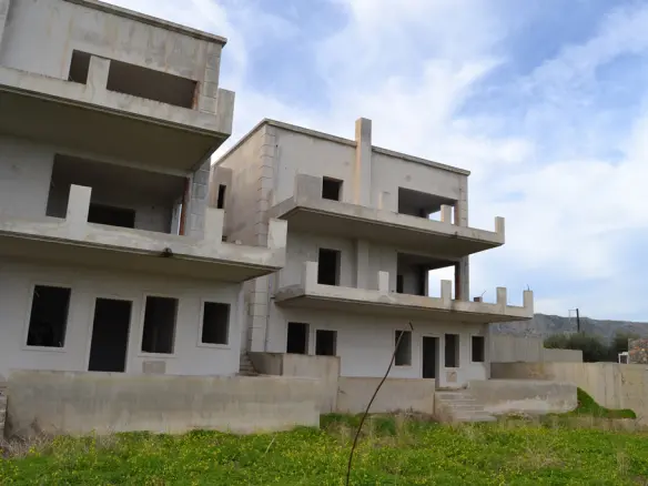 6-bedroom Villa In Gazi, Greece (582 M²)