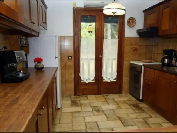 7-bedroom Villa In Kassandra, Greece (235 M²)