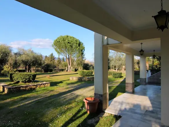 6-bedroom Detached House In Corfu, Greece (340 M²)
