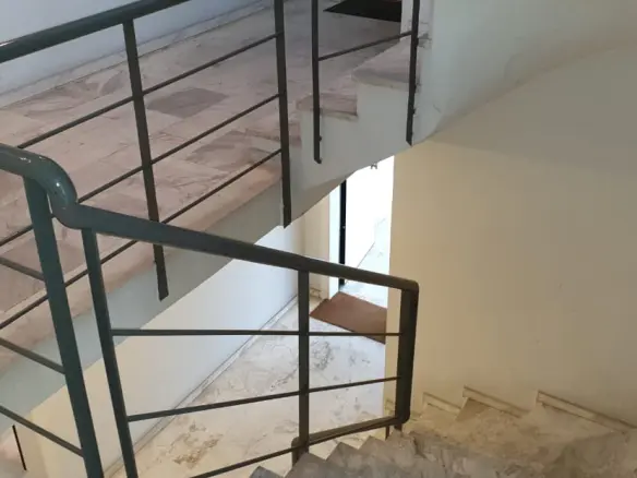 Commercial Property In Vari – Varkiza, Greece (660 M²)