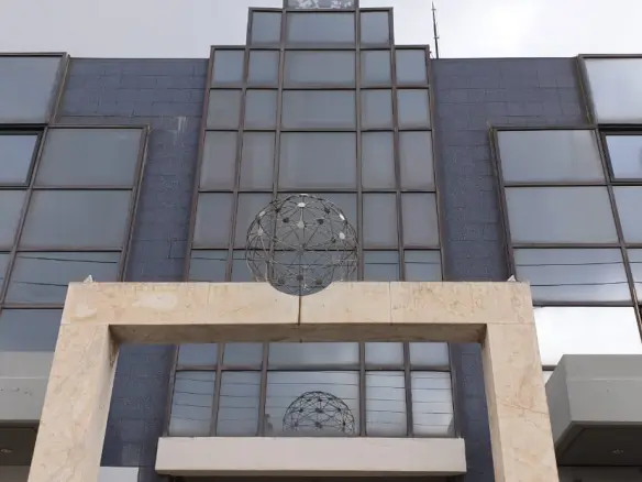 Commercial Property In Vari – Varkiza, Greece (660 M²)