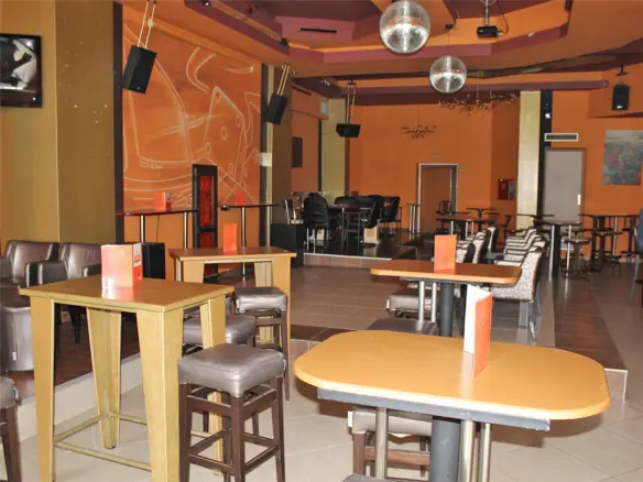 Business In Easts Olimpos, Greece (400 M²)