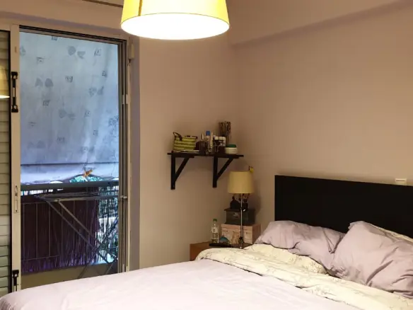 83 M² Apartment In Athens With Urban Accessibility