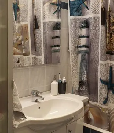 83 M² Apartment In Athens With Urban Accessibility