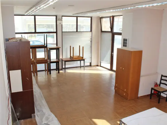 Business In Dion, Greece (112 M²)