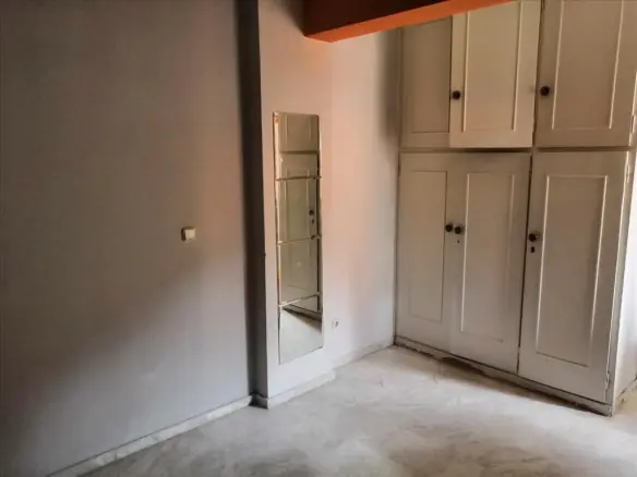 6-bedroom Detached House In Agia Paraskevi, Greece (176 M²)