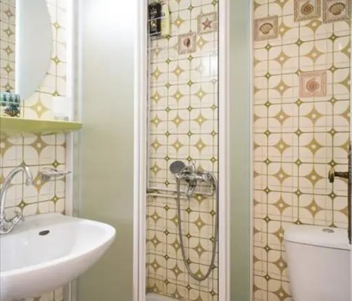 2-bedroom Flat In Athens – Center – Center, Greece (110 M²)