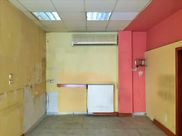 Commercial Property In Ampelokipoi, Greece (65 M²)