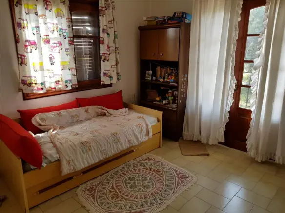 2-bedroom Detached House In Poligiros, Greece (190 M²)