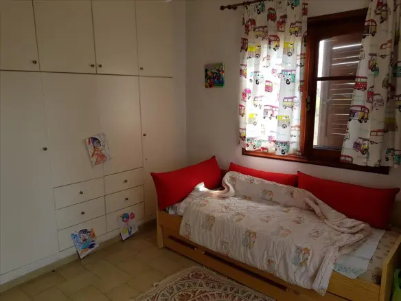 2-bedroom Detached House In Poligiros, Greece (190 M²)