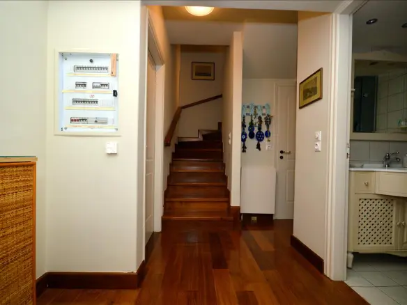 5-bedroom Villa In Aegina, Greece (270 M²)