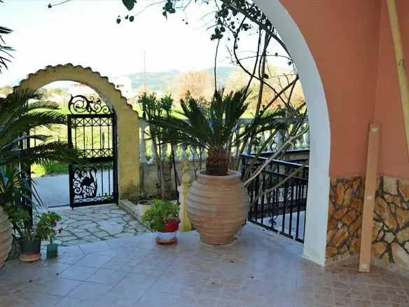 Hotel In Corfu, Greece (600 M²)