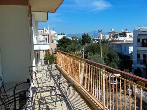 3-bedroom Flat In Neo Psychiko, Greece (118 M²)