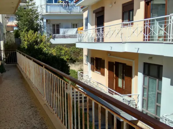 3-bedroom Flat In Neo Psychiko, Greece (118 M²)
