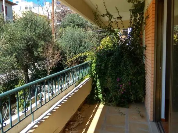 Building In Neo Psychiko, Greece (250 M²)