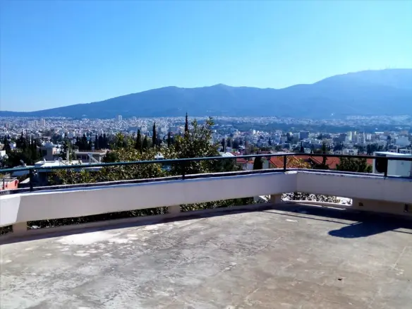 Building In Neo Psychiko, Greece (250 M²)