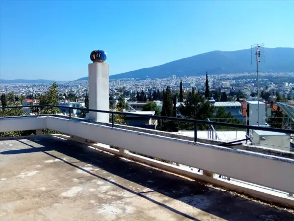 Building In Neo Psychiko, Greece (250 M²)