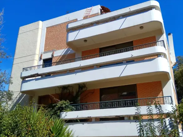 Building In Neo Psychiko, Greece (250 M²)