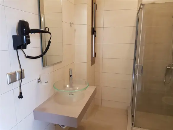 Hotel In Sithonia, Greece (540 M²)