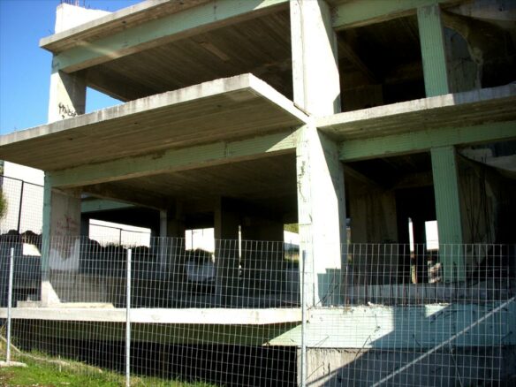 Building In Glyfada, Greece (550 M²)
