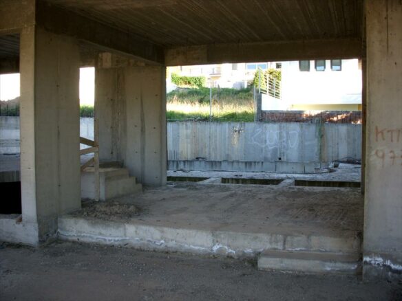 Building In Glyfada, Greece (550 M²)