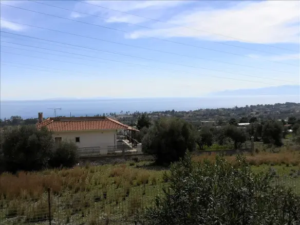 3-bedroom Detached House In Megara, Greece (80 M²)