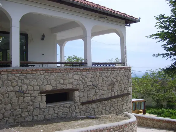 Business In Greece (240 M²)