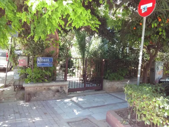 3-bedroom Flat In Neo Psychiko, Greece (138 M²)