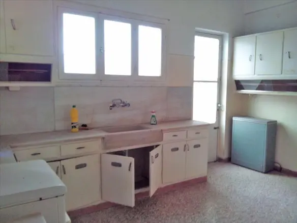 3-bedroom Flat In Neo Psychiko, Greece (138 M²)