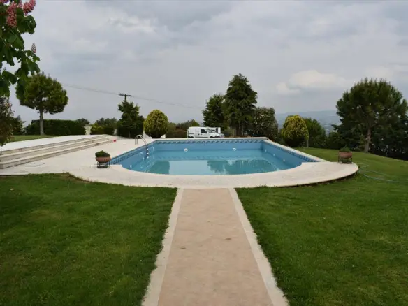 6-bedroom Villa In Thermi, Greece (600 M²)