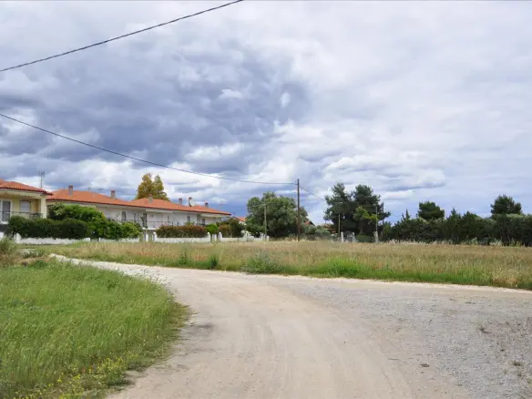 Land In Poligiros, Greece (402 M²)