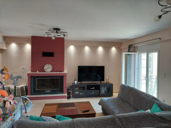 4-bedroom Maisonette In Galatsi, Greece (181 M²)