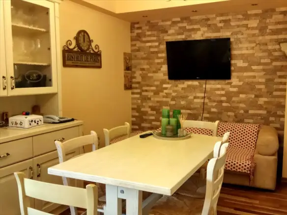 Business In Iraklio, Greece (305 M²)