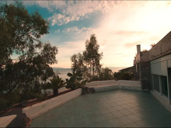 Complex In Aidipsos, Greece (460 M²)
