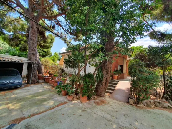 3-bedroom Detached House In Kifissia, Greece (170 M²)