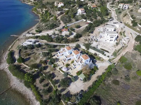 3-bedroom Villa In Loutraki-perachora, Greece (500 M²)