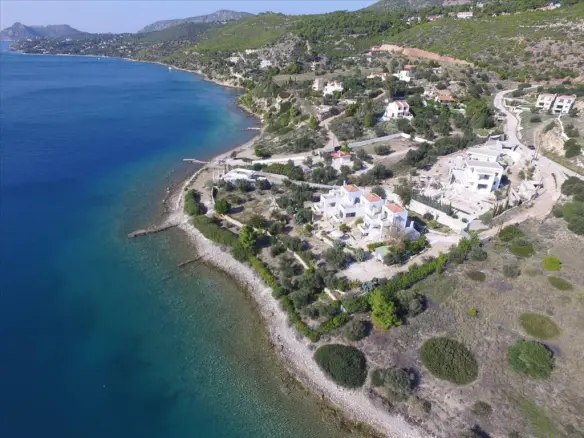 3-bedroom Villa In Loutraki-perachora, Greece (500 M²)