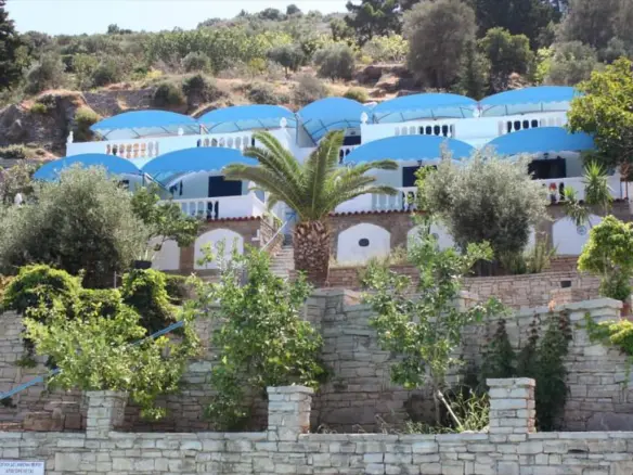 Hotel In Samos, Greece (480 M²)