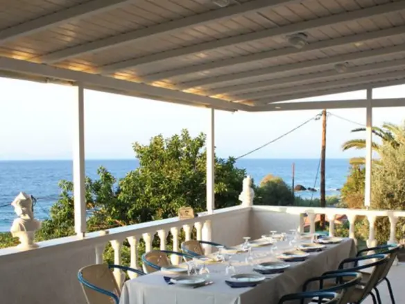 Hotel In Samos, Greece (480 M²)