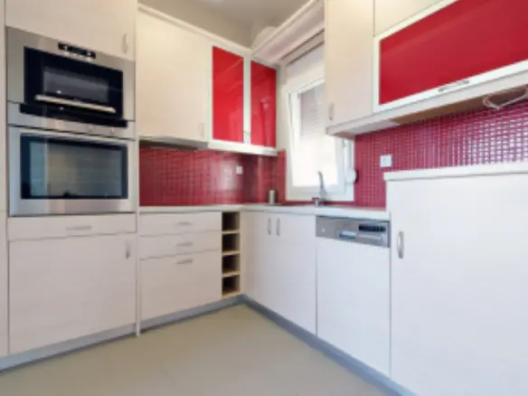 Business In Gazi, Greece (750 M²)