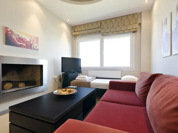 Business In Gazi, Greece (750 M²)