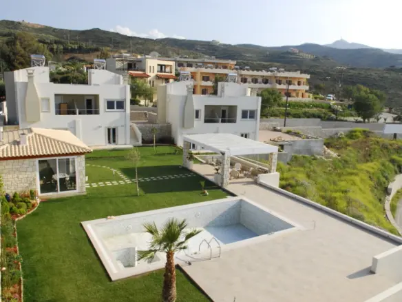 Business In Gazi, Greece (750 M²)